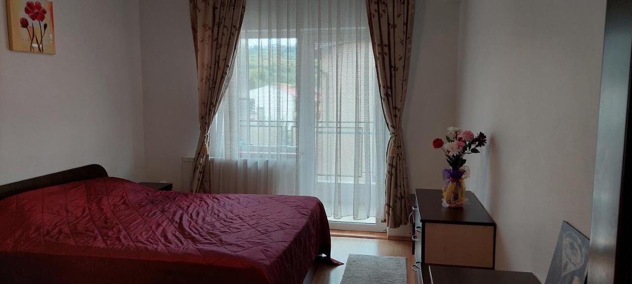 Apartament Cu 3 Camere Cluj Napoca Bagian luar foto